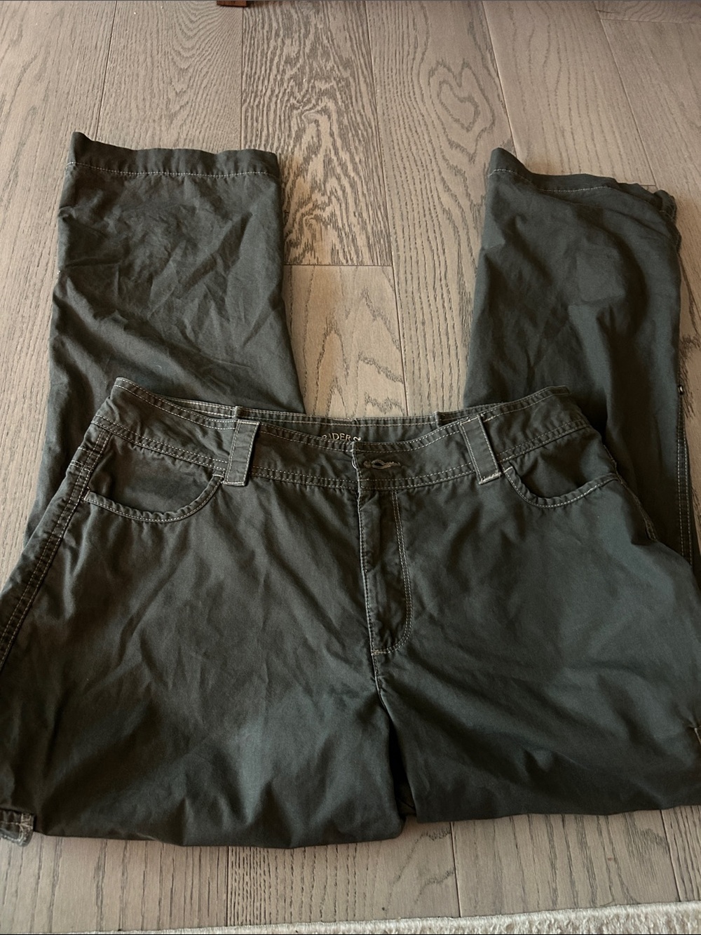 Women’s cargos